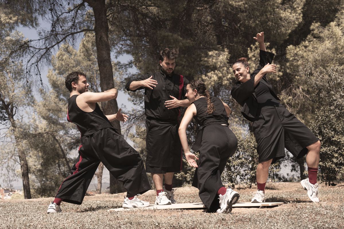 Repic, espectacle de dansa d’arrel de Radicel·la amb castanyoles