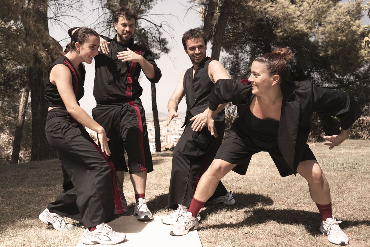 Repic, espectáculo de danza de raíz de Radicel·la con castañuelas