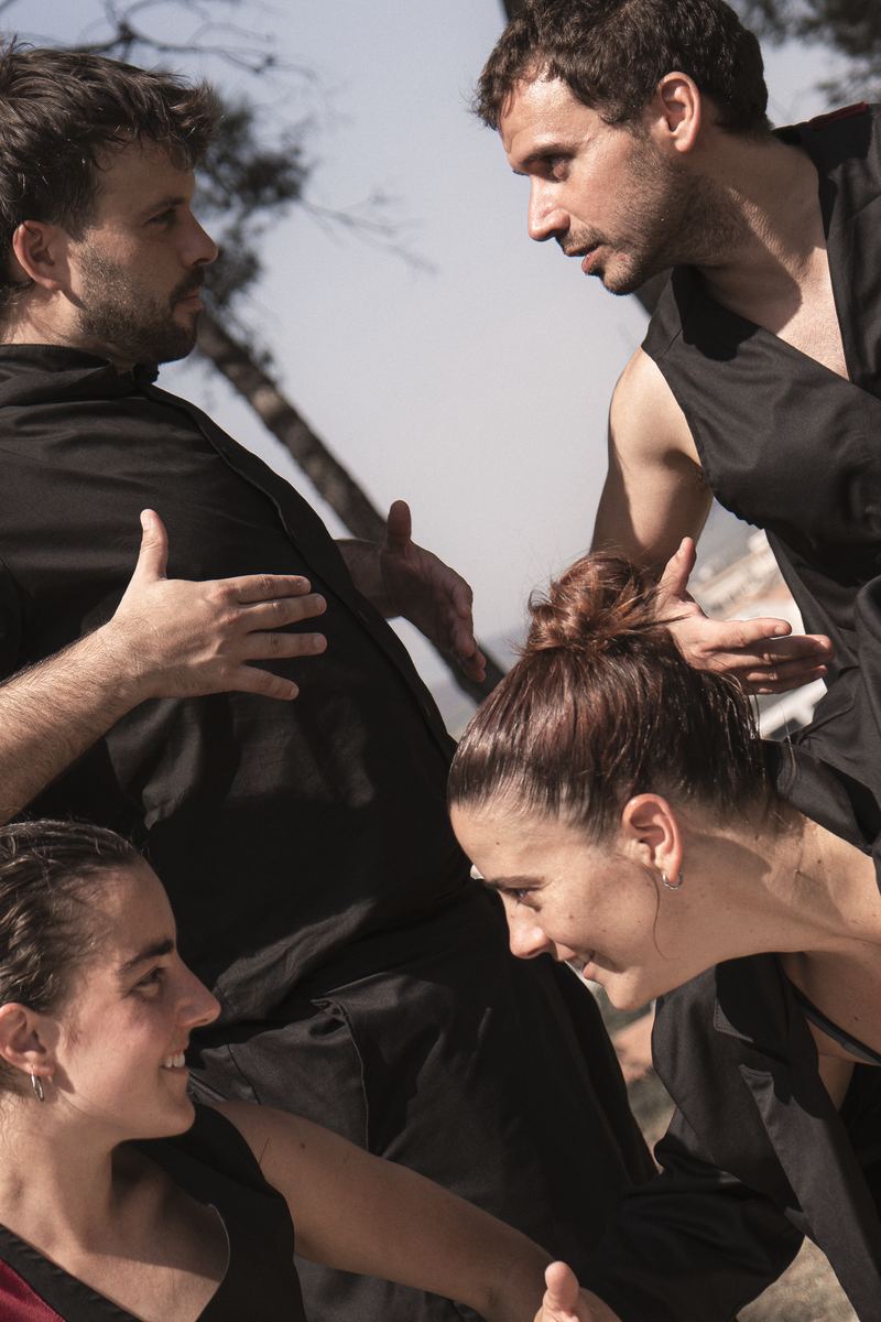 Repic, espectacle de dansa d’arrel de Radicel·la amb castanyoles